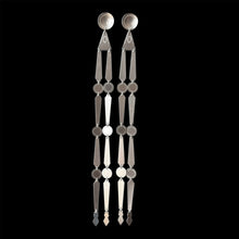 Load image into Gallery viewer, Classic Kiowa 9" Stunners
