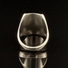 Load image into Gallery viewer, The Frog Ring Size 7.25
